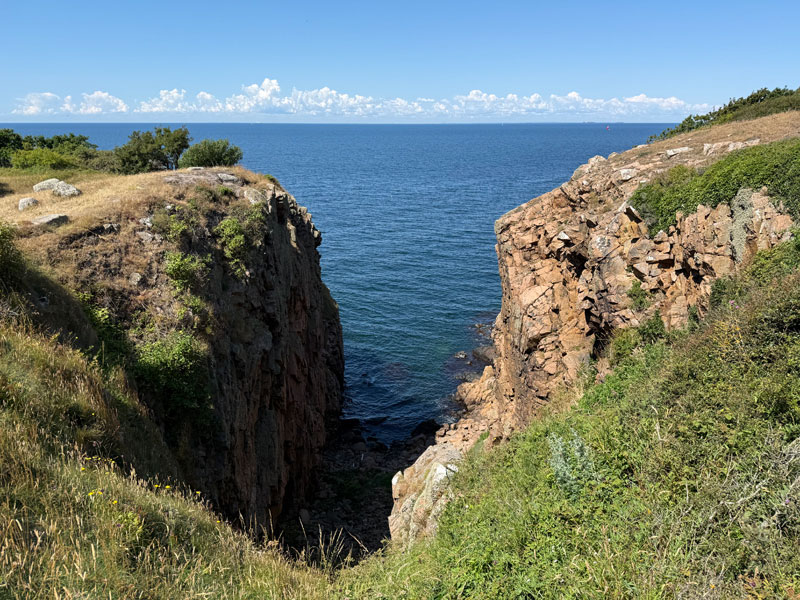 Trekking auf der Halbinsel Hammeren im Norden von Bornholm